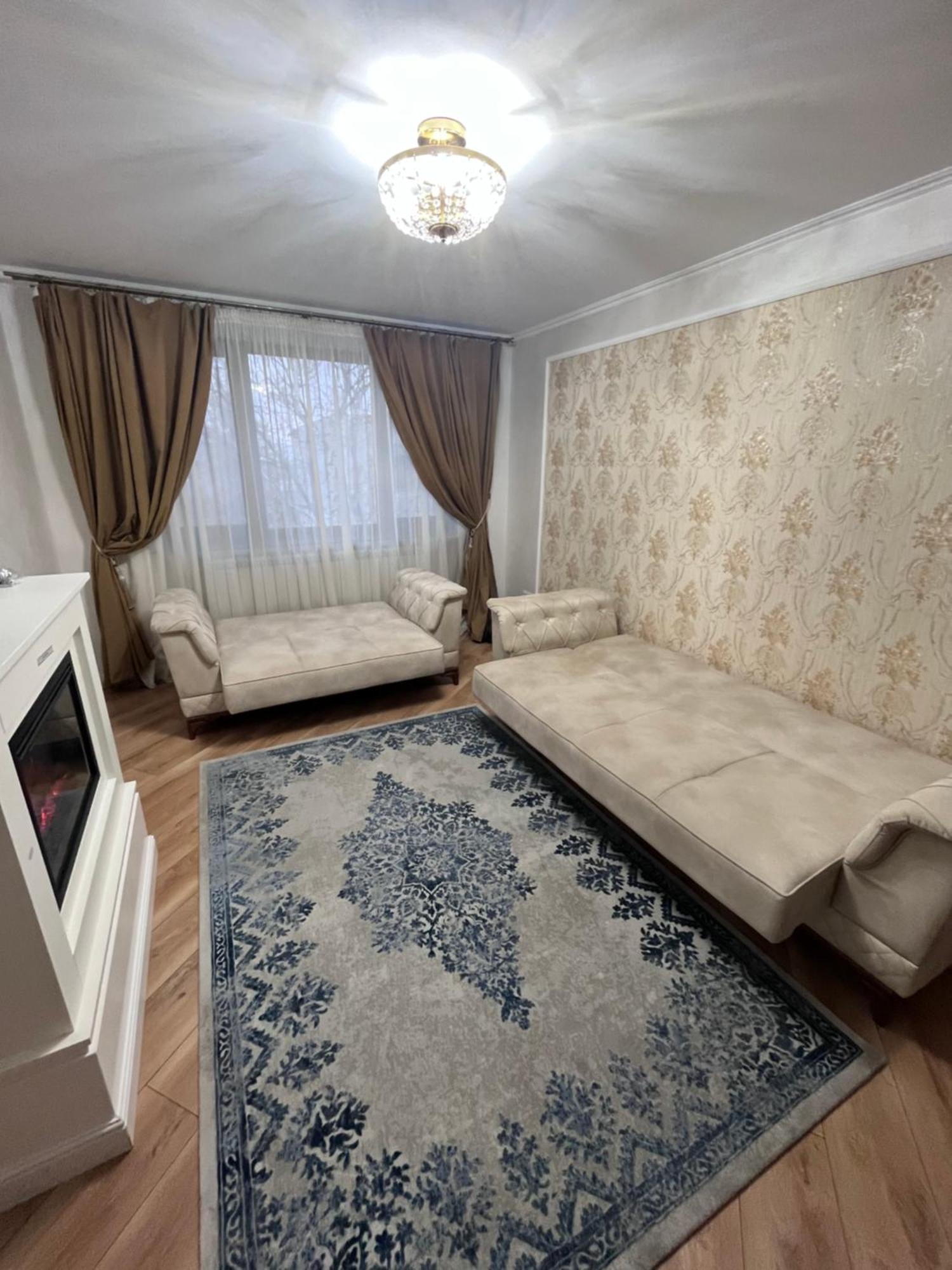 Apartament In Botoşani Exteriér fotografie